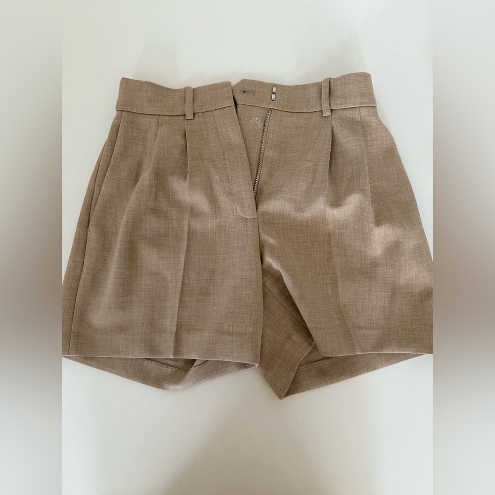 Babaton Pleated Mid-Thigh Short